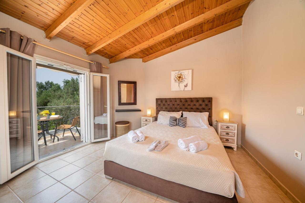 Popi'S Villa Svoronata Buitenkant foto